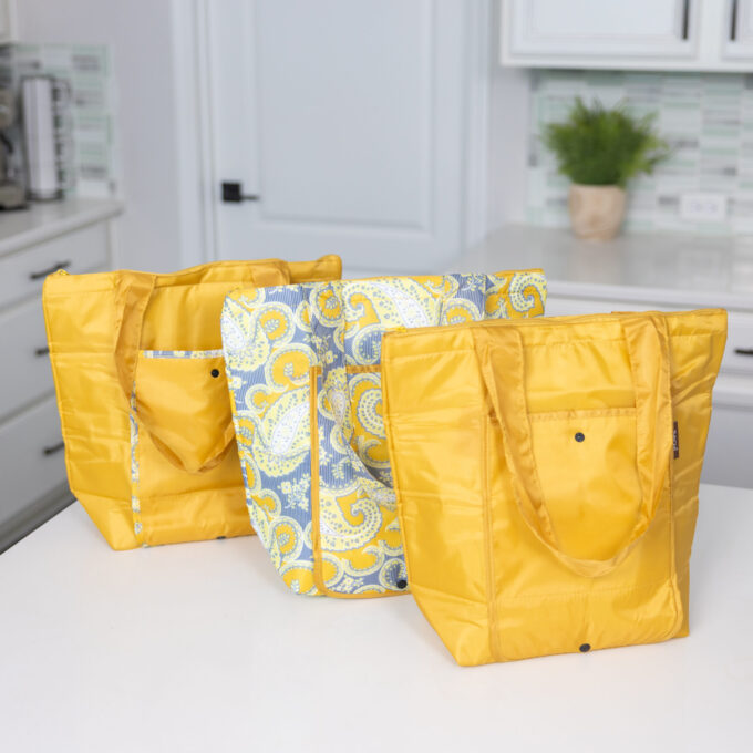 2G2A7394 scaled Insulated Market Tote Set 3-Piece Set of Foldable Bags - Gray Yellow Paisley